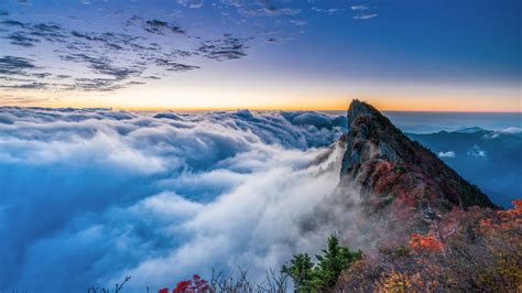  Jiuming Mountain: ลอยตัวเหนือเมฆ ทะยานขึ้นสู่ยอดเขาที่สูงที่สุดในเว่ย์หาย